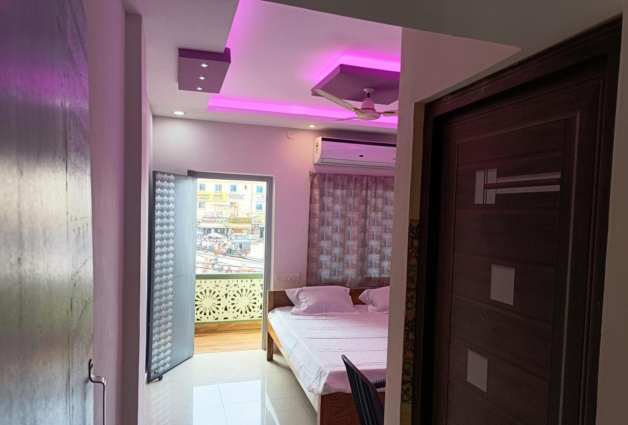 Hotel Grand View Puri Bagian luar foto