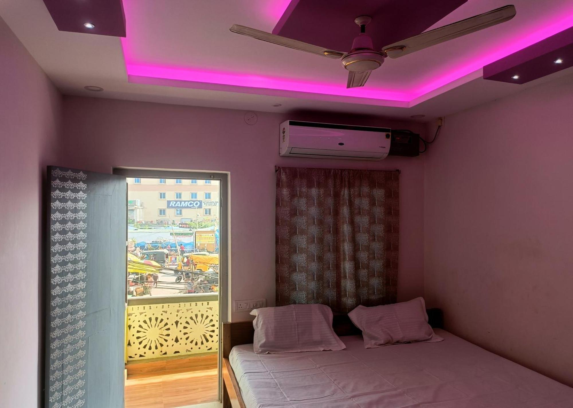 Hotel Grand View Puri Bagian luar foto