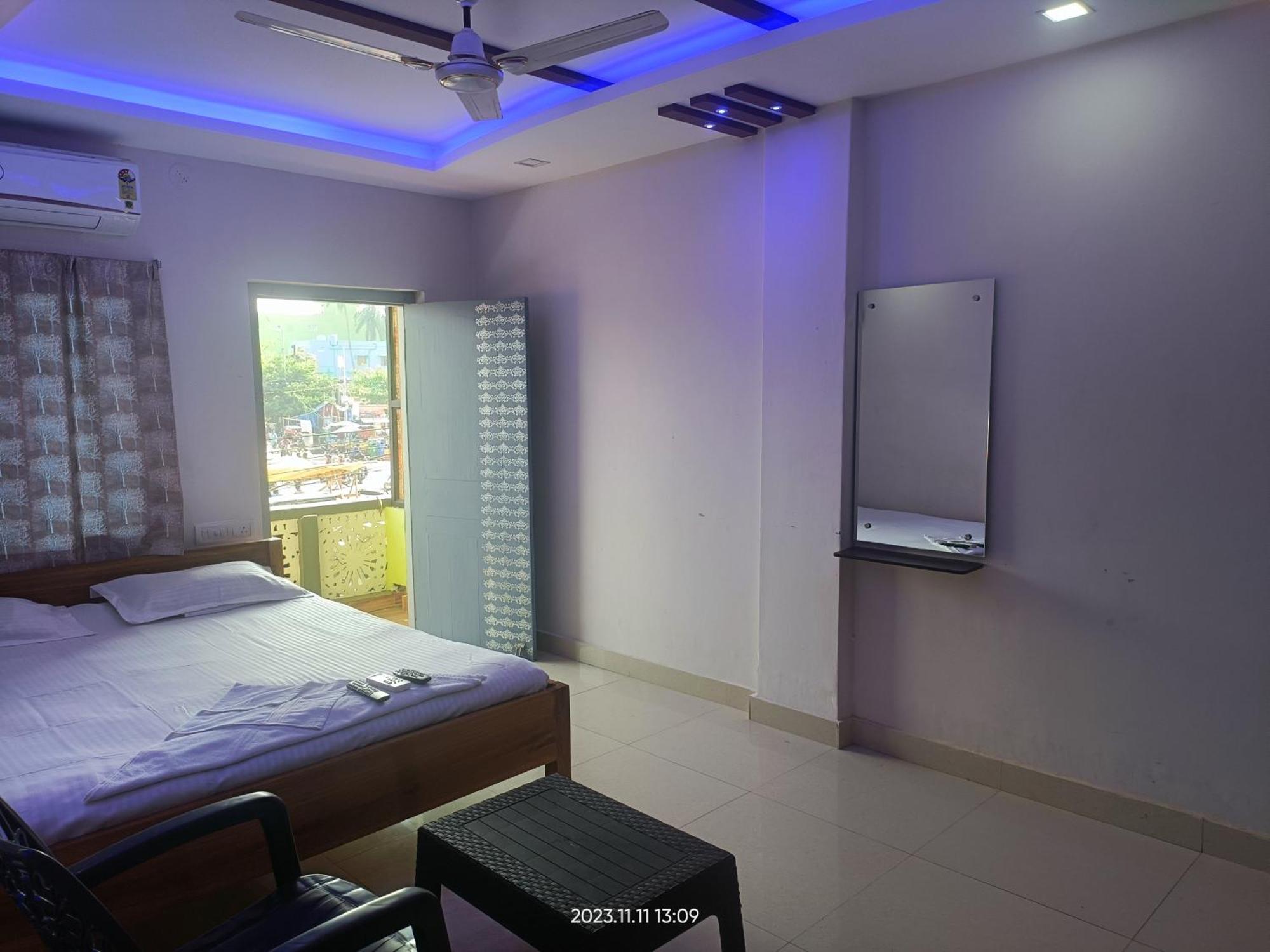 Hotel Grand View Puri Bagian luar foto